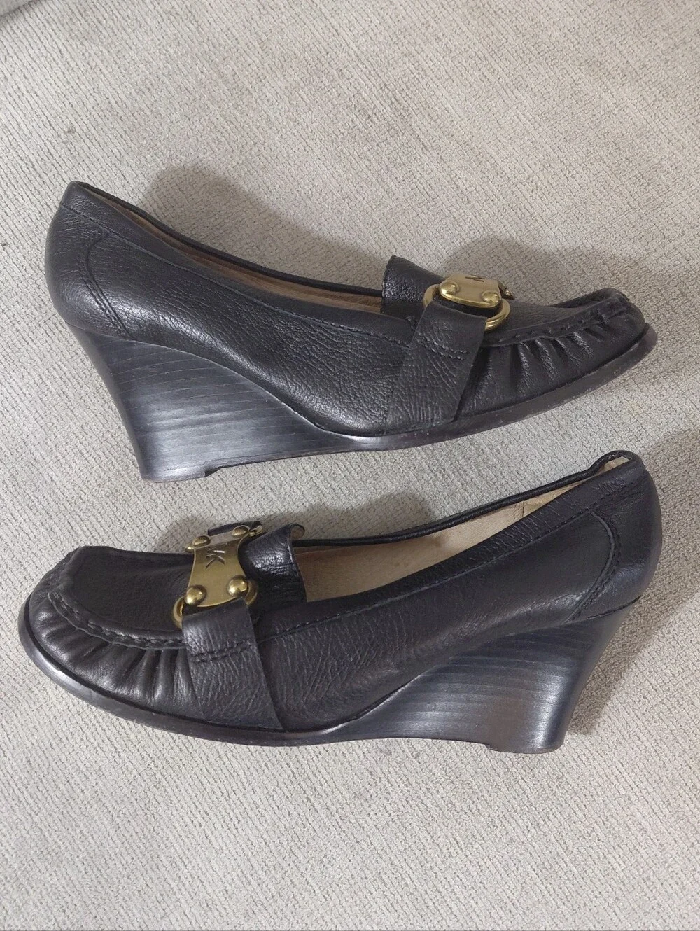 Michael Kors Black Leather Horse Bit Logo Wedges Size 8.5